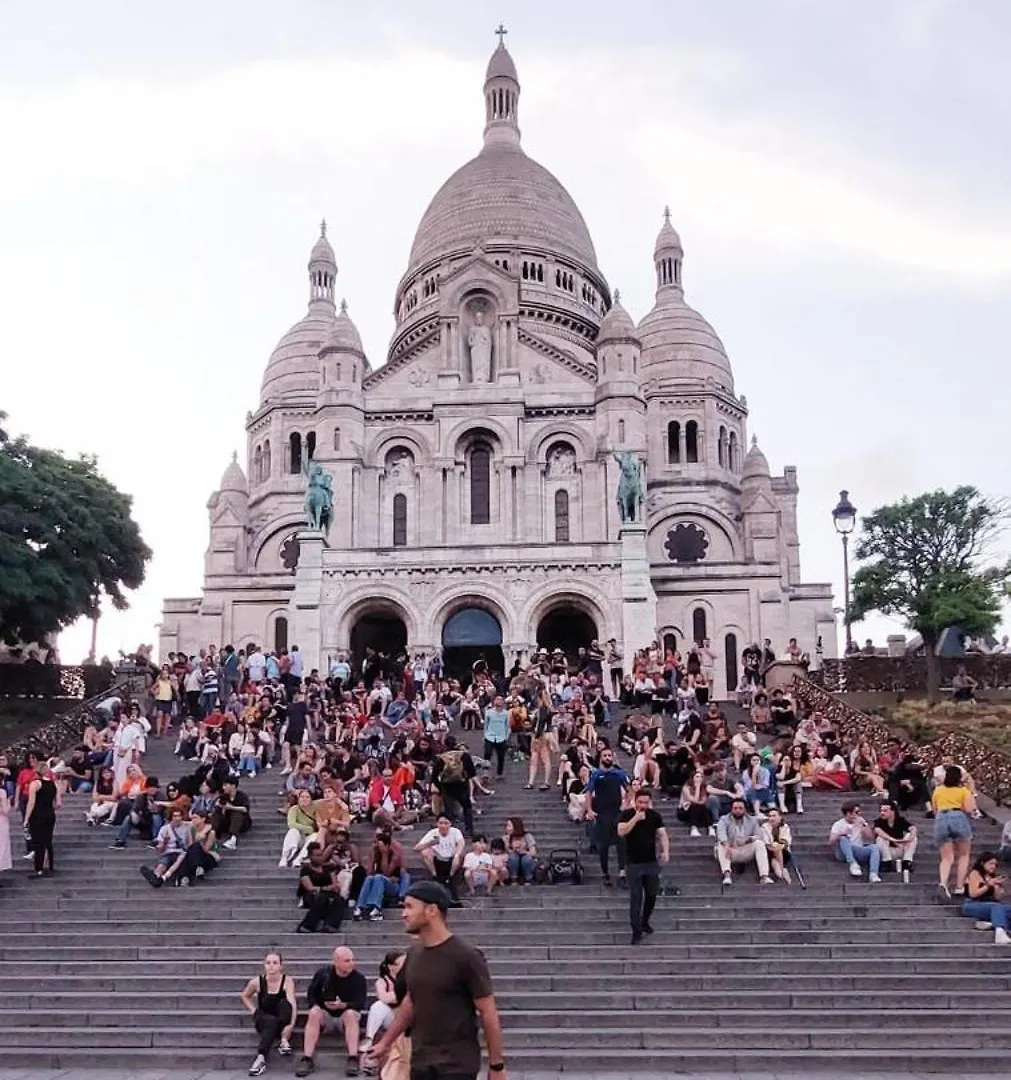 Apartment Perfect Studio Down The Sacre Coeur Paris